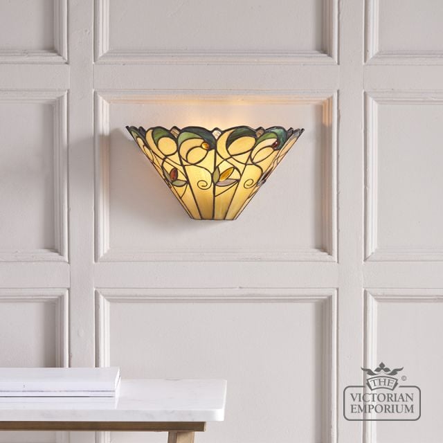 Jamelia Wall Light Tiffany Glass 64198 1