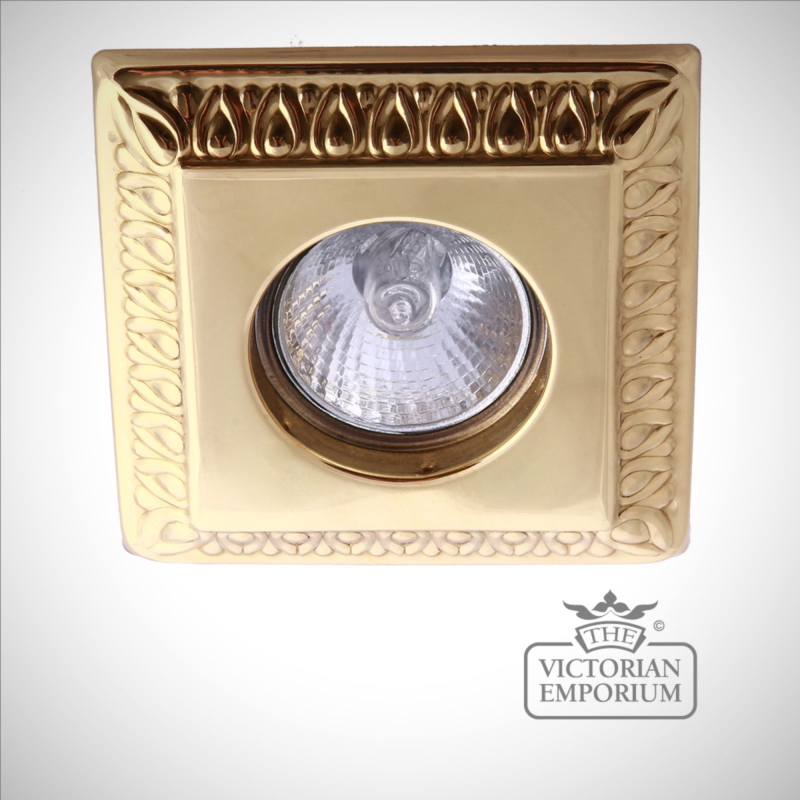 Vada recessed spot light in polished brass
