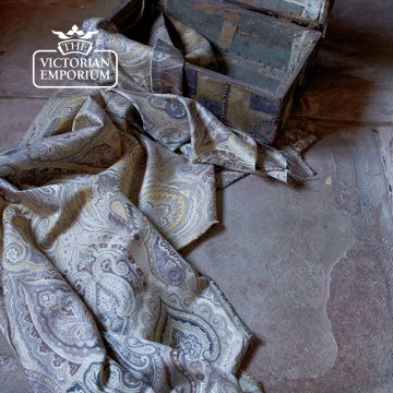 Babylon Fabric Paisley Lampas Design Pyramid Chalk F0292 051