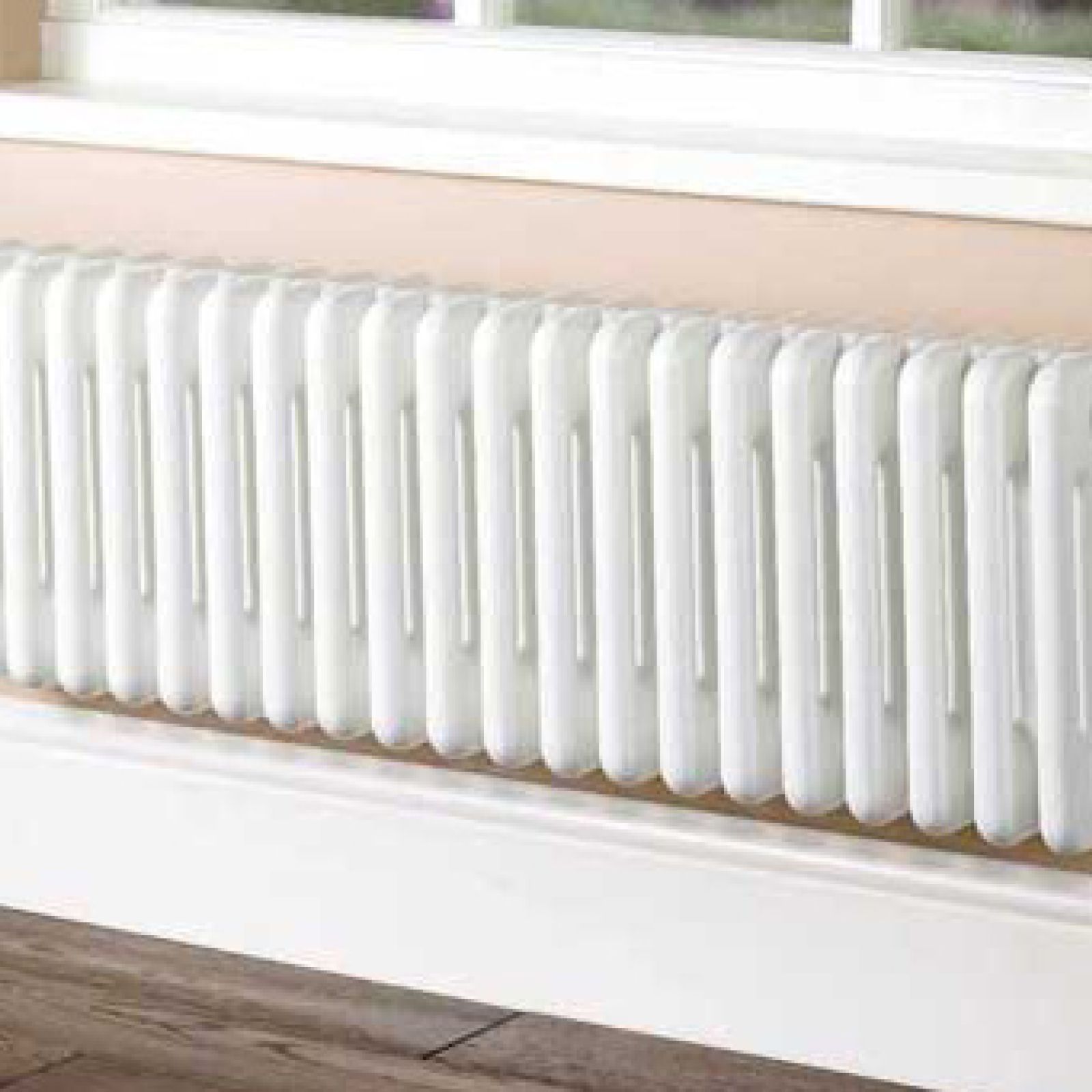 Plain white column radiator 4 columns 302mm high Column radiators
