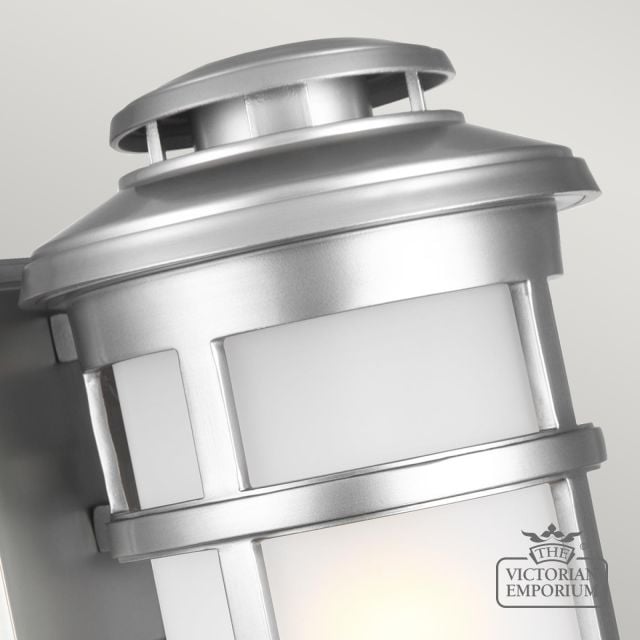 Newport Medium Exterior Wall Light  Fe Newport M Pbs Detail1