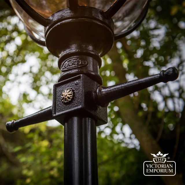 Traditional Lamp Post Heritage Range Detail