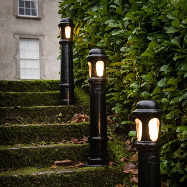 Traditional Bollard Light Harte 193(1)