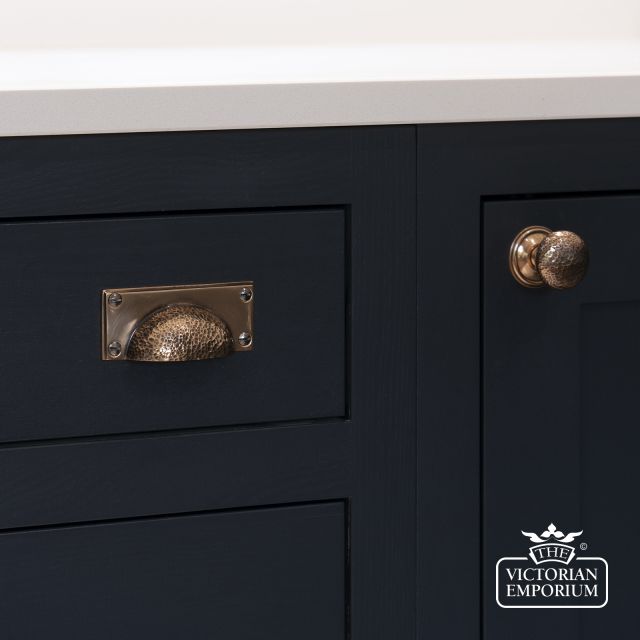 Hammered Pull Handle In Polished Bronze  46040 Insitue