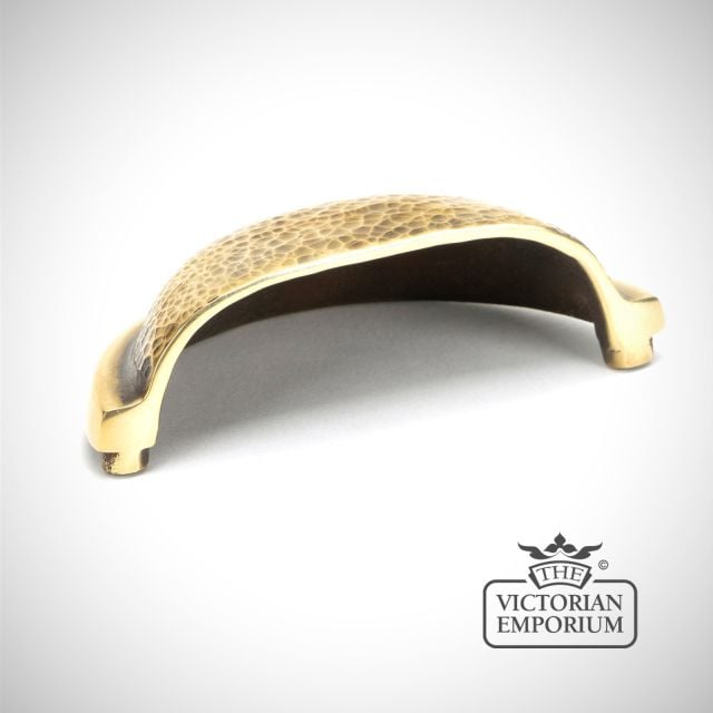 Hammered Regency Concealed Drawer Pull in Aged Brass