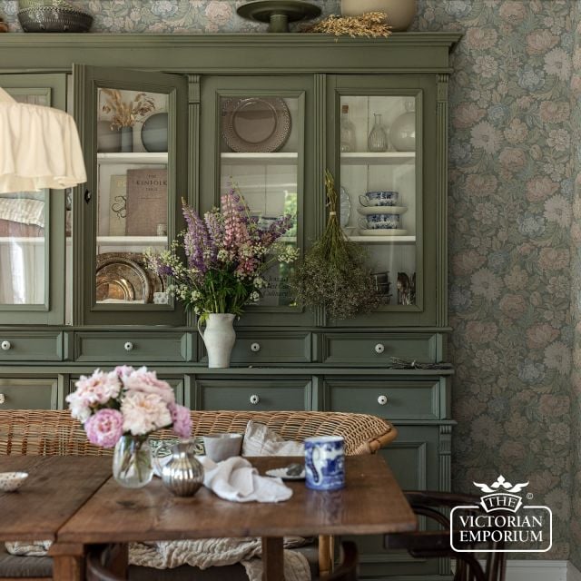 Nightingalegarden Image Roomshot Diningarea Item 3562 Sr